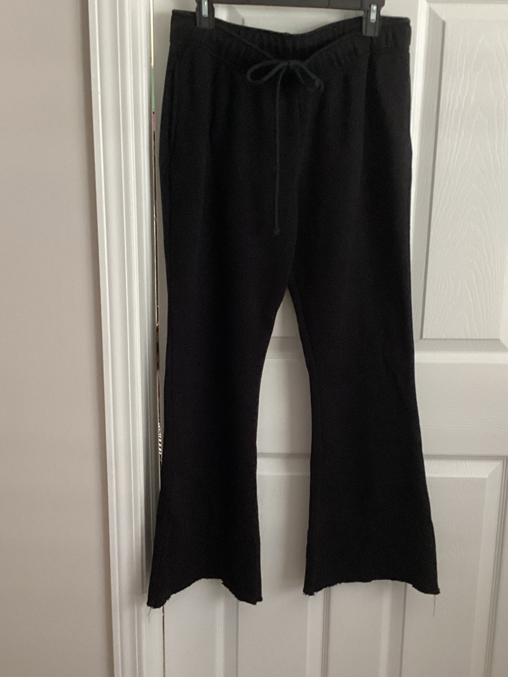 wide leg sweatpants with pockets